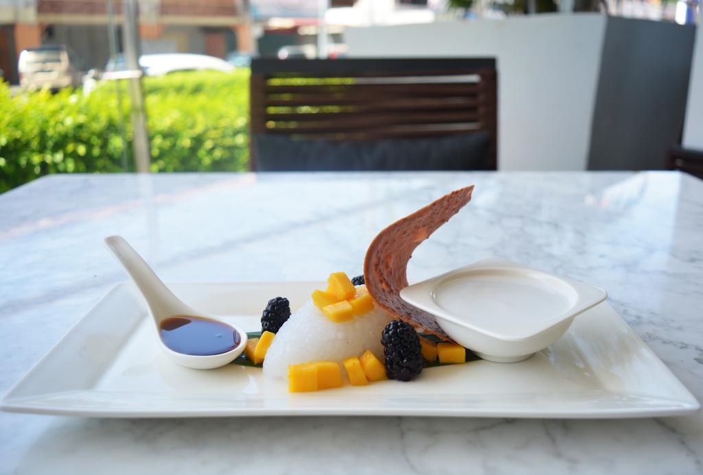Noble Resort Hotel Melaka Dış mekan fotoğraf